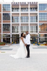 11 Cool Anniversary Photoshoot Ideas